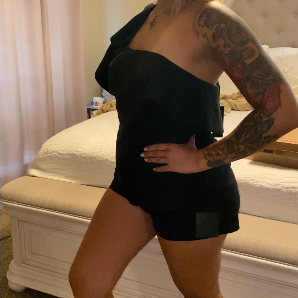Romper - Picture 5 of 6
